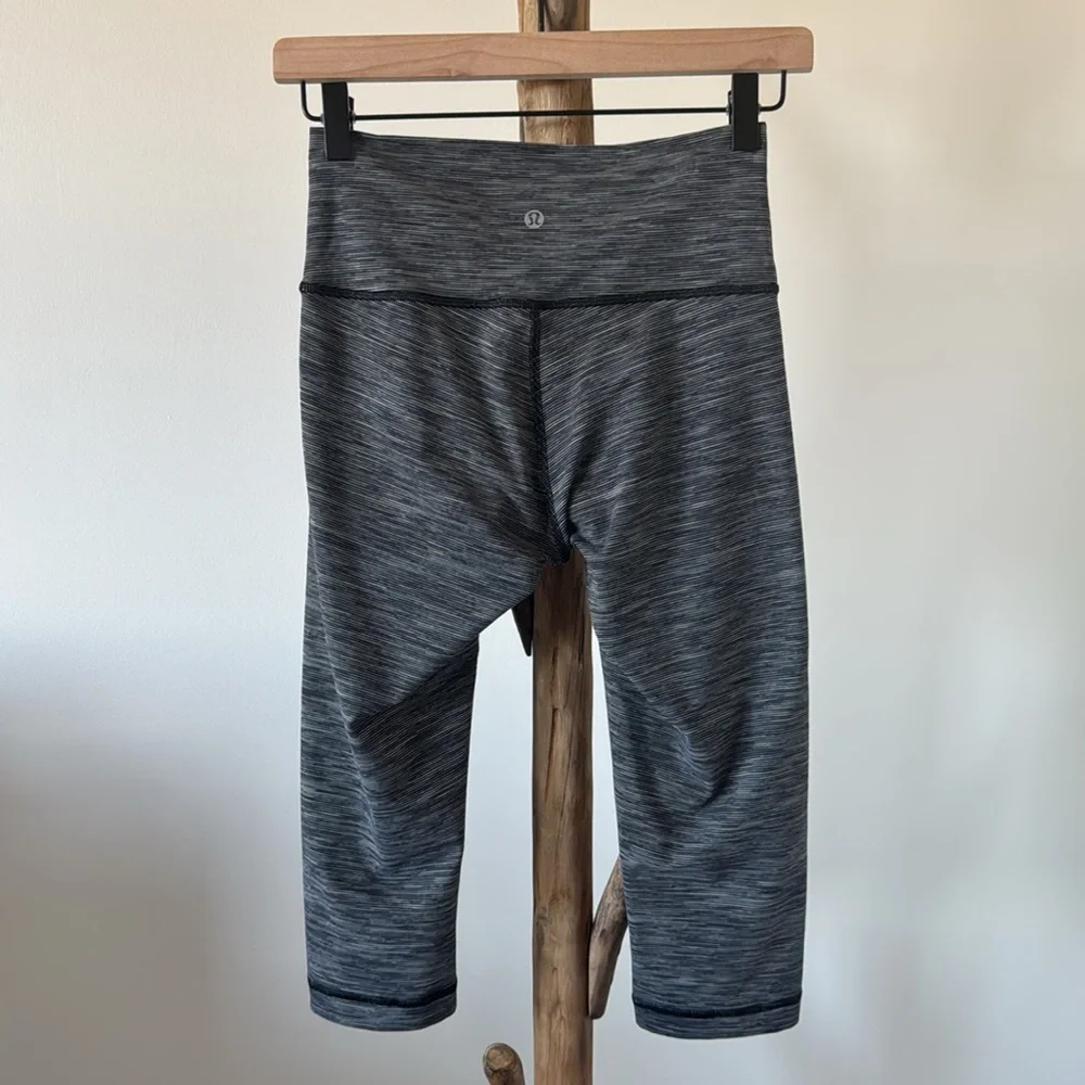 Lululemon Wunder Under Hi-Rise 1/2 Tight (Luxtreme 15”) Wee Are From Space Blk 6